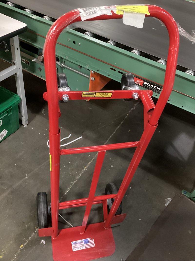 Condition photo showing Good Condition for milwaukee 600 lb. capacity 2-in-1 convertible hand truck