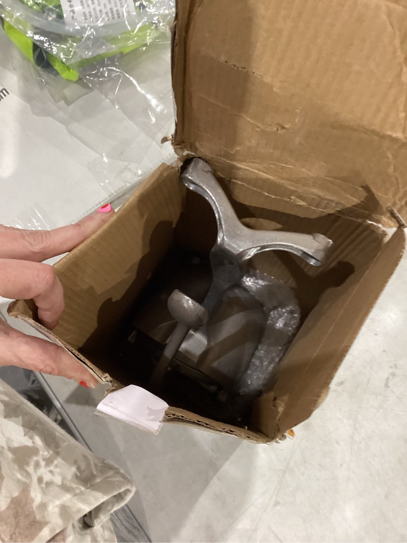 Condition photo showing Good Condition for Aluminum Alloy Fresh Fruit Juice Extractor,Hand Juicer Squeezer,Squeezer Citrus Juicer,Easy to Use & Clean,Non-Slip Ergonomic Grip,for Citrus