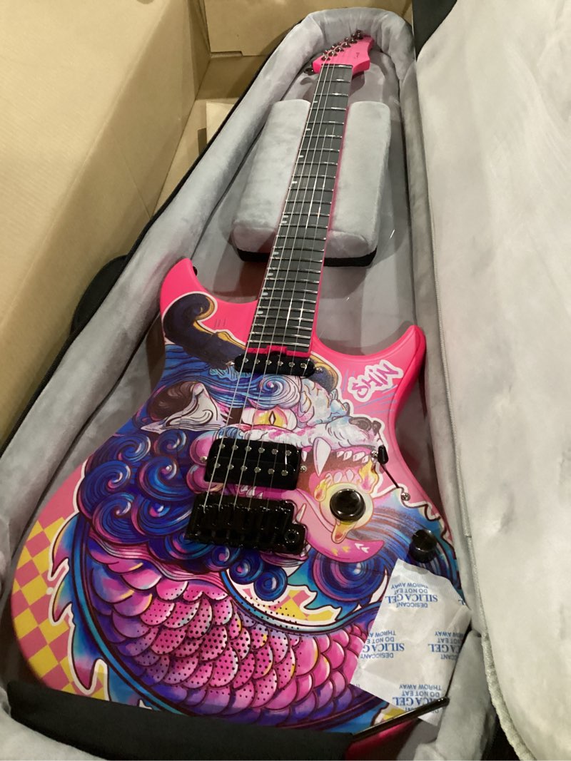 Condition photo showing New/Like New for Enya Inspire 39" Smart Electric Guitar - Carbon Fiber Body with Built-in 15W Speaker, 20 Tones & App Control, 4 Presets, Bluetooth, Gig Bag Included, 2-Year Warranty Pink INSPIRE