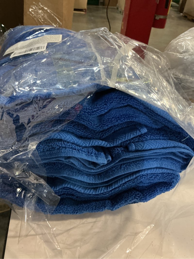 Condition photo showing As Is for cozyart royal blue bath towels set 6 piece, 2 bath towels 2 hand towels 2 washcloths, luxury 100% turkish cotton 650gsm hotel quality, soft, absorbent, towel sets for bathroom royal blue 6 piece towels set