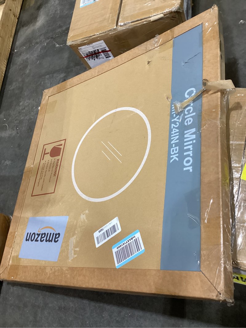 Condition photo showing Good Condition for circle mirror