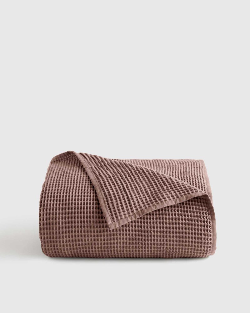 quince organic waffle bed blanket