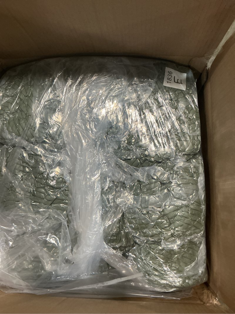Condition photo showing New/Like New for maxyoyo giant bean bag chair, pumpkin-shaped bean bag sofa, oversized boneless couch sofa in a box, comfy and lazy lounge chair for dorm, living room, green green bean bag chair
