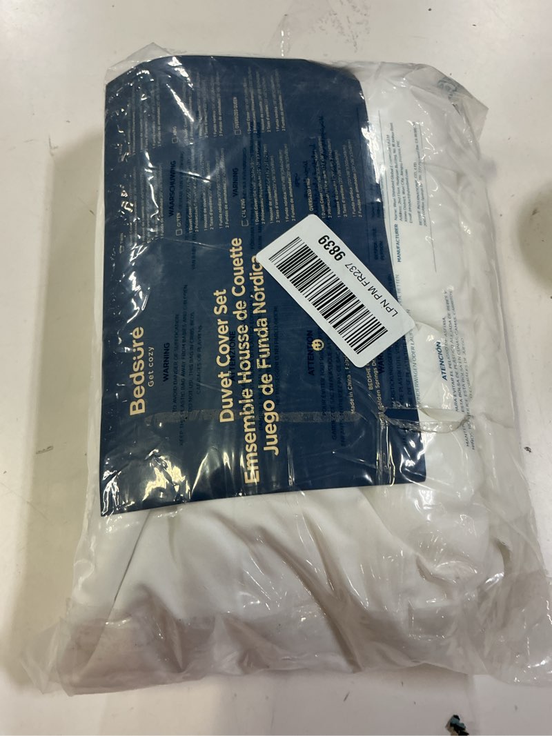Condition photo showing Good Condition for Bedsure Duvet Cover King Size - Soft Double Brushed Bedding Set for Kids & Adults, Zipper Closure, 3 Pieces, Includes 1 Duvet Cover (104"x90") & 2 Pillow Shams, NO Comforter, White King (104" x 90") 00 - White (No Comforter)