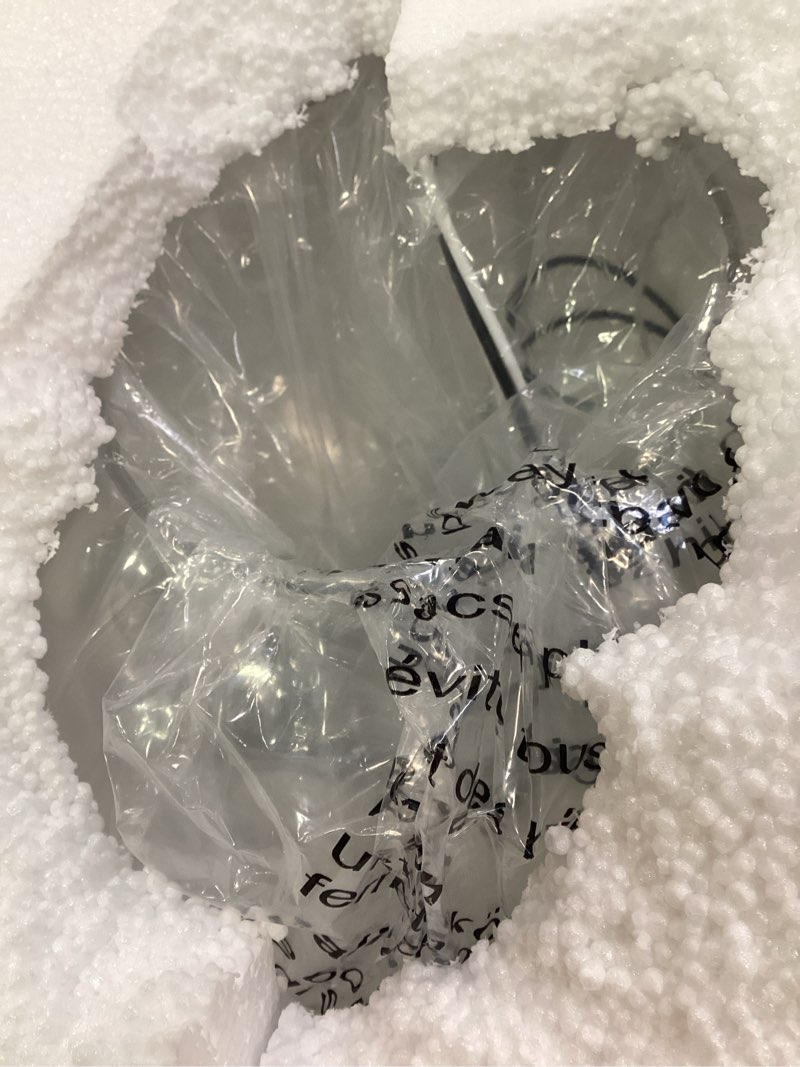 Condition photo showing Good Condition for 11" Clear Glass Pendant Light – Large Hand-Blown Glass Shade with Hammered Texture and Gold Finish, Adjustable Ceiling Hanging Light for Kitchen Island, Dining Room, Hallway, Living Room Gold Rod