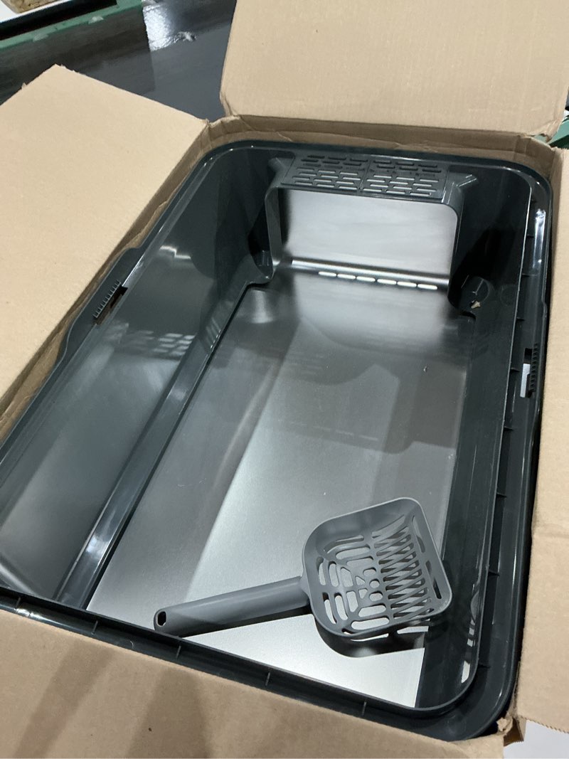 Condition photo showing Good Condition for item similar ))))stainless steel cat litter box with high sided litter box for big cats and multiple cats, cat litter pan with anti-urine leakage
