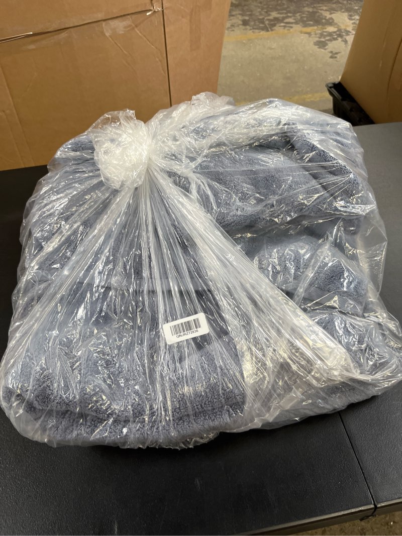 Condition photo showing Good Condition for classic bath sheet (set of 2), one size, mineral