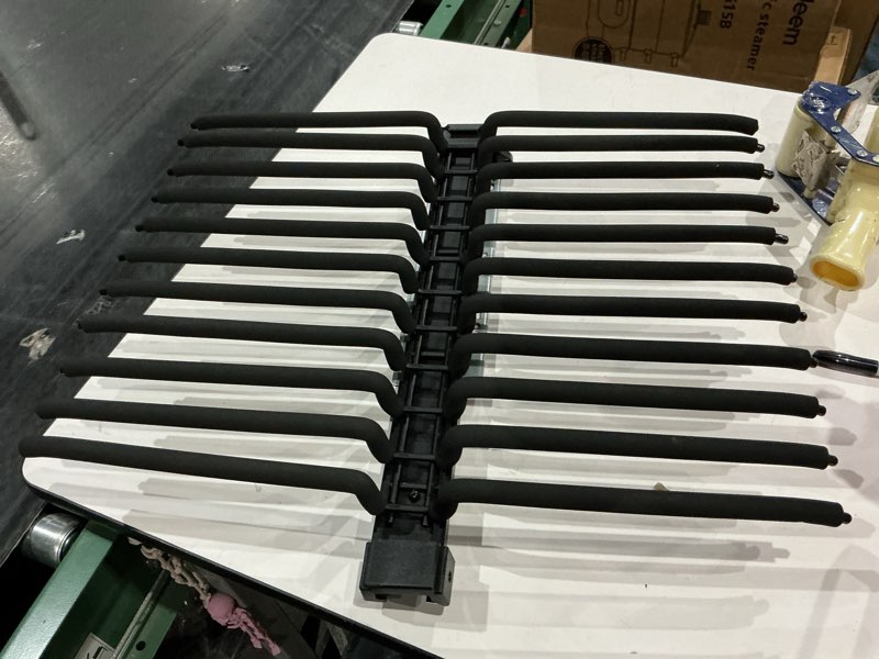 Condition photo showing As Is for Pant Rack Retractable,Pull Out Trousers Rack,Double-Row 20 Arms Steel Organizers Pants Hanger,Closet Organizer Clothes,(Size: 18.11inch/460mm) One Color 18.11inch/460mm