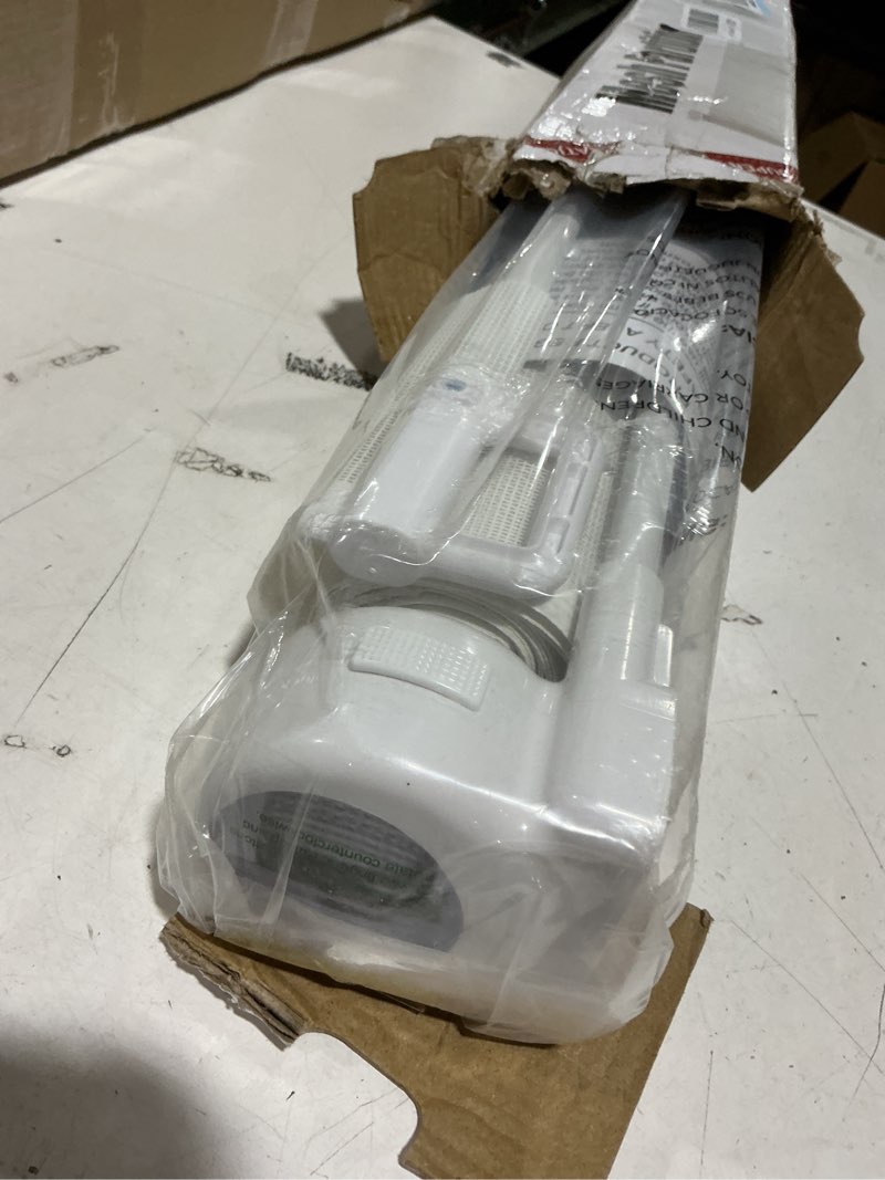 Condition photo showing New/Like New for reinforced 80 inch extra wide retractable baby gate with support rods, indoor/outdoor retractable pet gates for wide openings, 33” tall mesh dog gate indoor extra long baby gates for decks, white white 33" tall x 80" wide? with reinforced bar ?