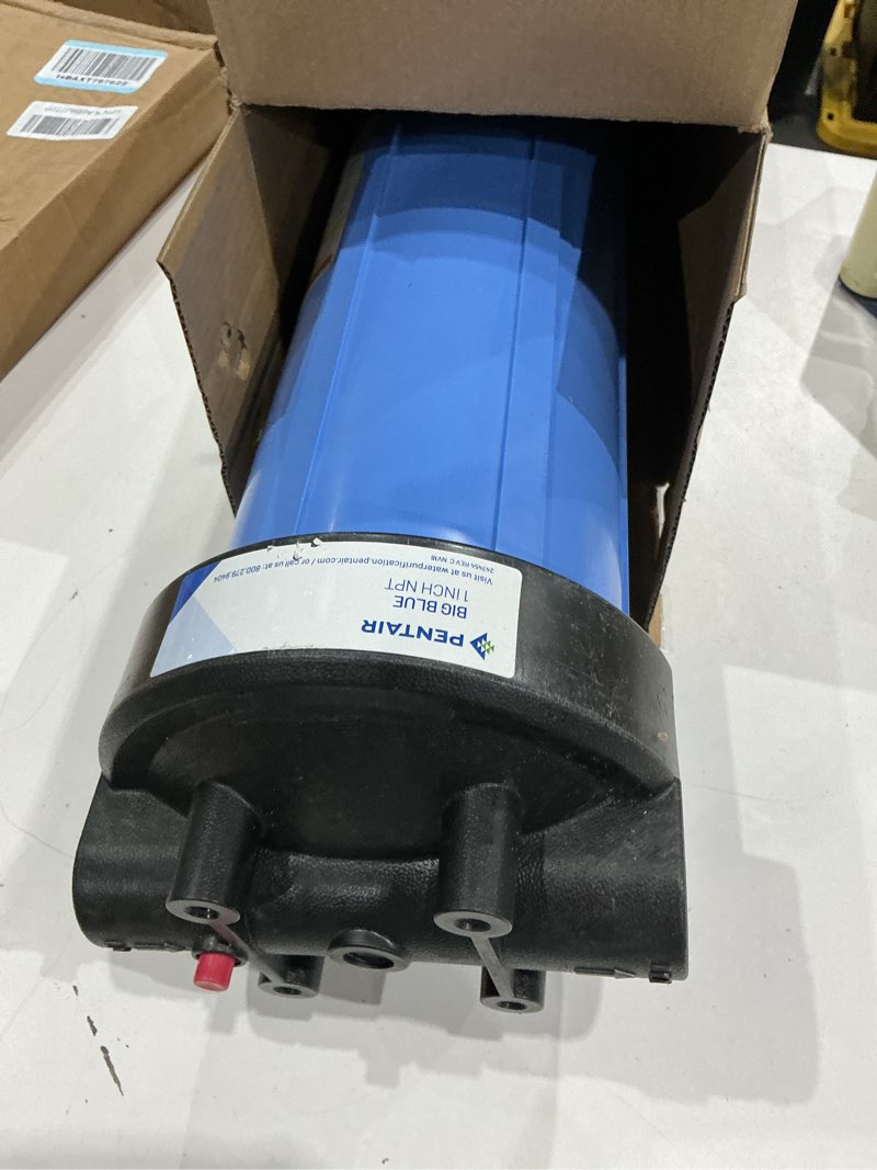 Condition photo showing Good Condition for pentair pentek 150233 big blue filter housing, 1" npt #20 whole house heavy duty water filter housing with high-flow polypropylene (hfpp) cap and pressure relief button, 20-inch, black/blue