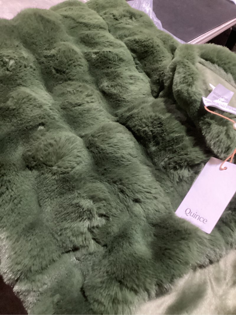 Condition photo showing Good Condition for ruched faux fur throw