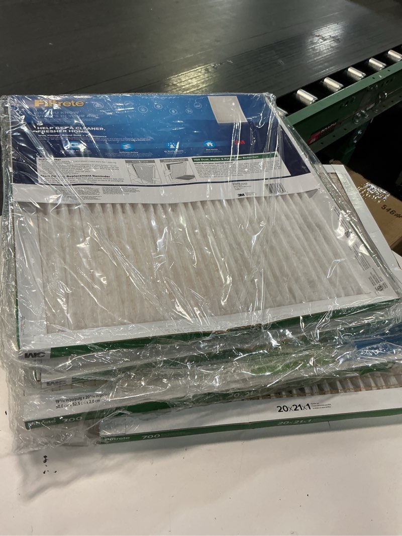 Condition photo showing As Is for filtrete 20x21x1 ac furnace air filter, mpr 700, merv 8, tough on pollen, easy on airflow, 3-month pleated 1-inch electrostatic air cleaning filter, 4-pack (actual size 19.69 x 20.69 x 0.81 in)