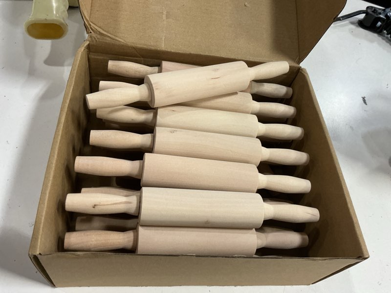 Condition photo showing New/Like New for 20 pack wood small rolling pin for kids, 7.9 inch kids rolling pin for home kitchen 1