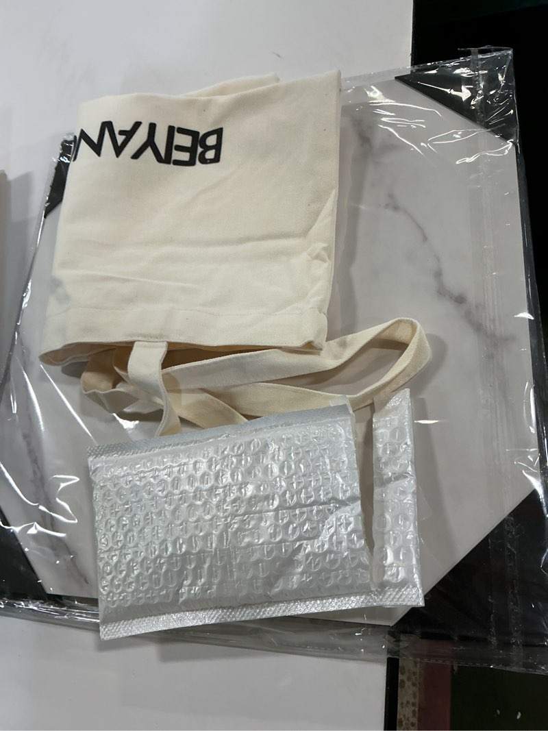 https://lotting-media.assets.bidfta.com/lotting_13488fe5-8374-4505-9662-128f596253cf