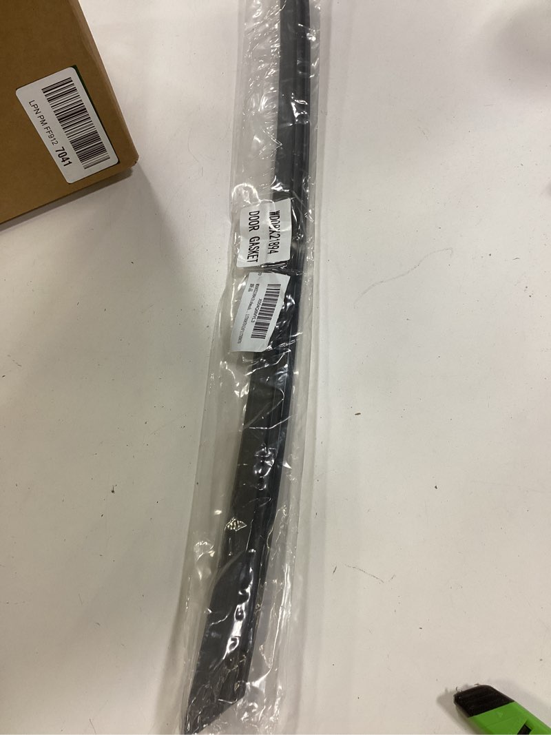 Condition photo showing New/Like New for WD08X21894 Dishwasher Lower Door Gasket Compatible with GE Hotpoint, Replacement Part WD08X10090 WD08X21894-50PK 4164470 AP5980286 PS11700870 EAP11700870