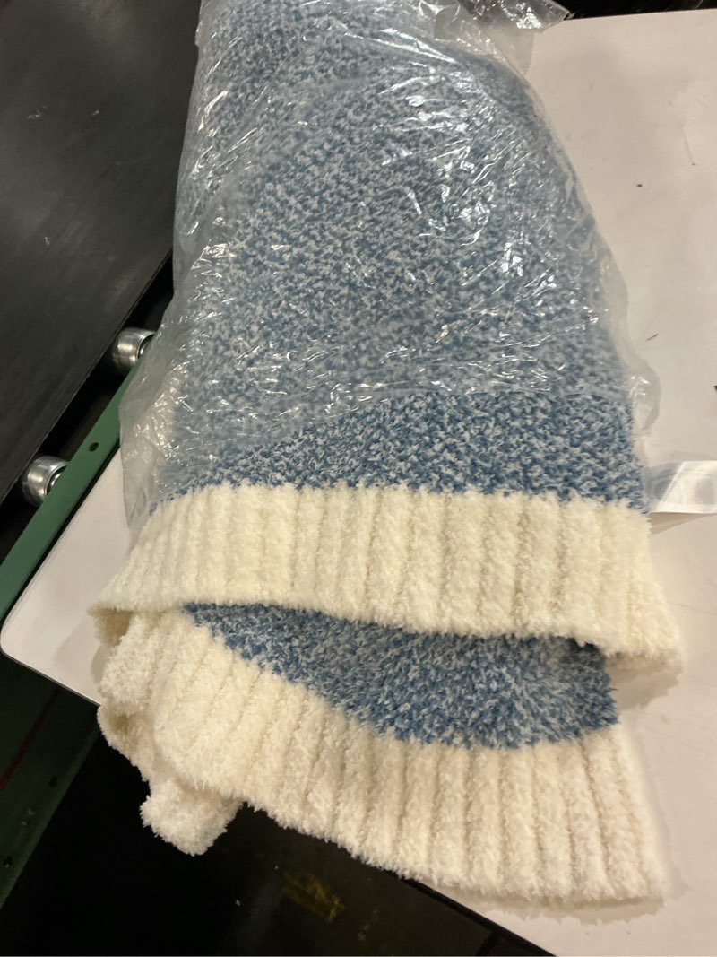 Condition photo showing Good Condition for snuggle sac heather blue throw blanket for couch, oversized throw xl super soft warm blankets cozy knit fuzzy lightweight throws for sofa, bed, camping, picnic, heather blue, 50x70 inches heather blue throw-xl(50"x 70")