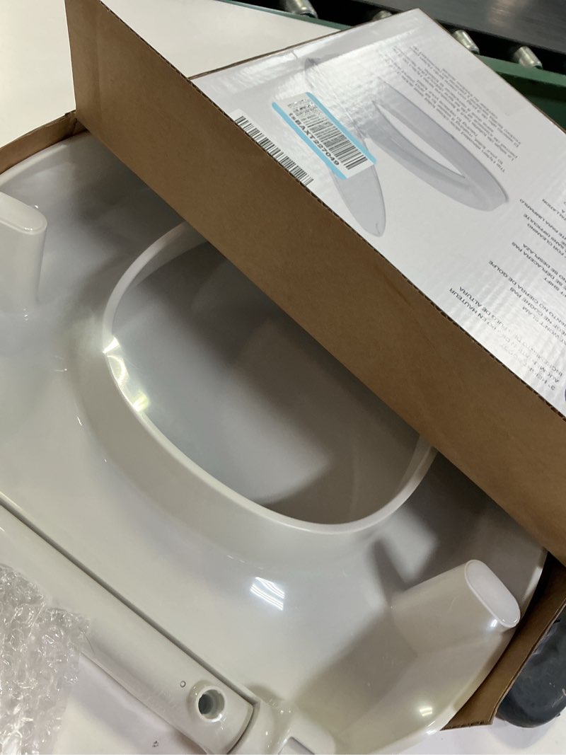 Condition photo showing Good Condition for KOHLER 25875-0 Hyten 3" Height, Elevated Soft Close Elongated Toilet Seat, Contoured Seat with Grip-Tight Bumpers, Quick-Attach Hardware, No Slam Toilet Seat, White White Elongated