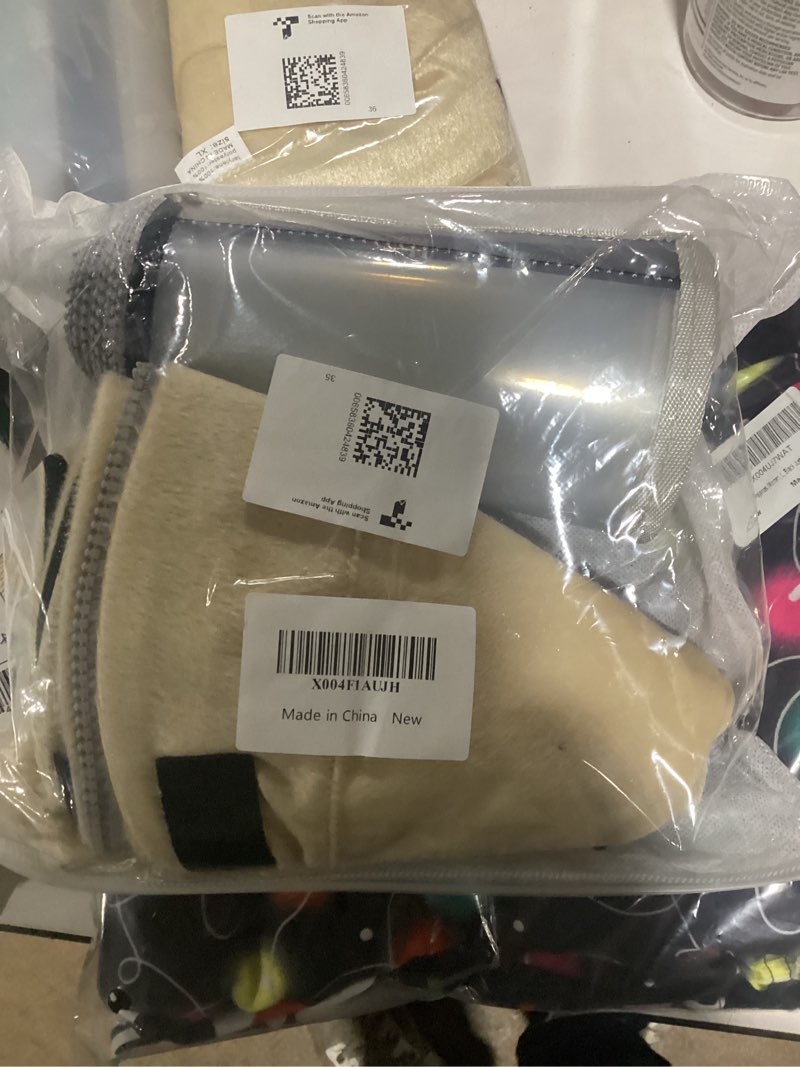 Condition photo showing New/Like New for Dog Cone Collar with Enhanced Anti-Licking, Inflatable Dog Cone After Surgery, Adjustable Size with Soft Padding for Small Medium Large Dogs - Pale Yellow/XL Pale Yellow XL