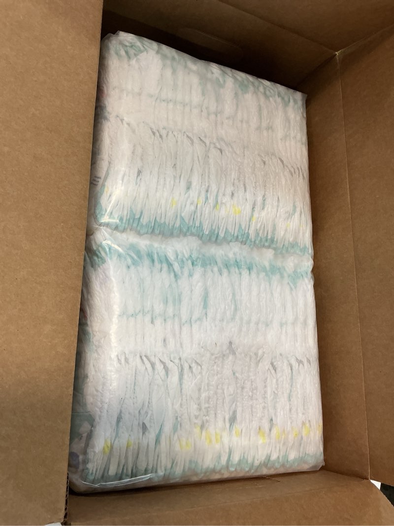 Condition photo showing New/Like New for (Size 4T)Pampers Diapers - Cruisers 360 - Size 4, 116 Count, Babyproof up to 100% Leakproof Pull-On Diaper