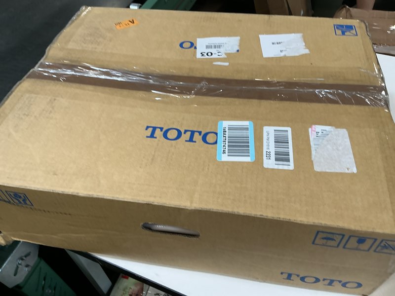 https://lotting-media.assets.bidfta.com/lotting_136e5192-068c-4271-a09f-a63fca8497b3
