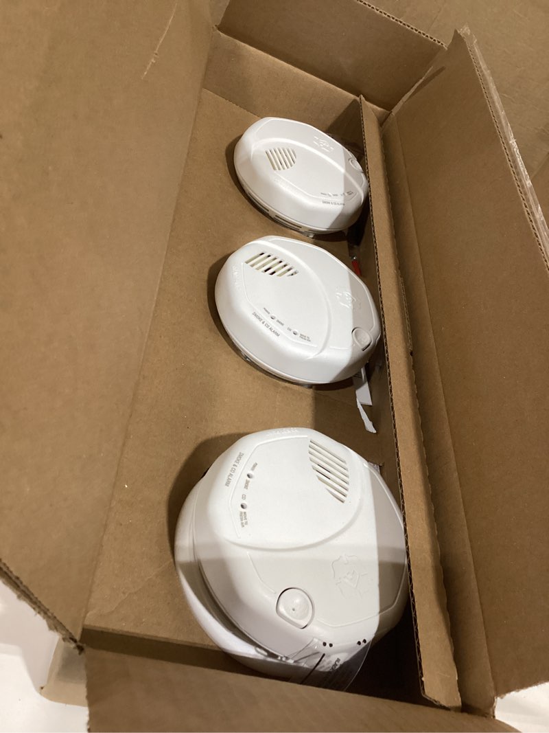 Condition photo showing As Is for first alert interconnect hardwire dual sensor smoke alarm with battery backup, sm300-ac, 3-pack precision detection 3-pack hardwired