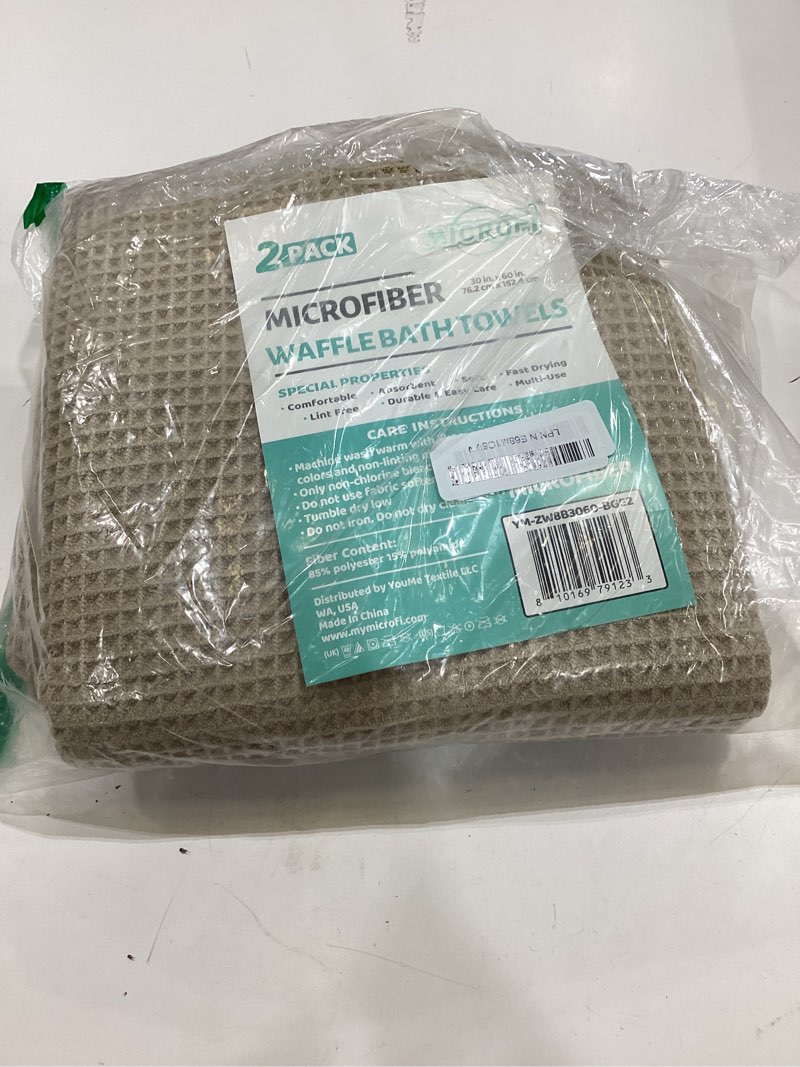 Condition photo showing New/Like New for microfi new microfiber waffle bath towels, 2 pieces, soft, absorbent, fast drying, lint free 430 gsm (30''x60''/76cm x 152cm) beige striped