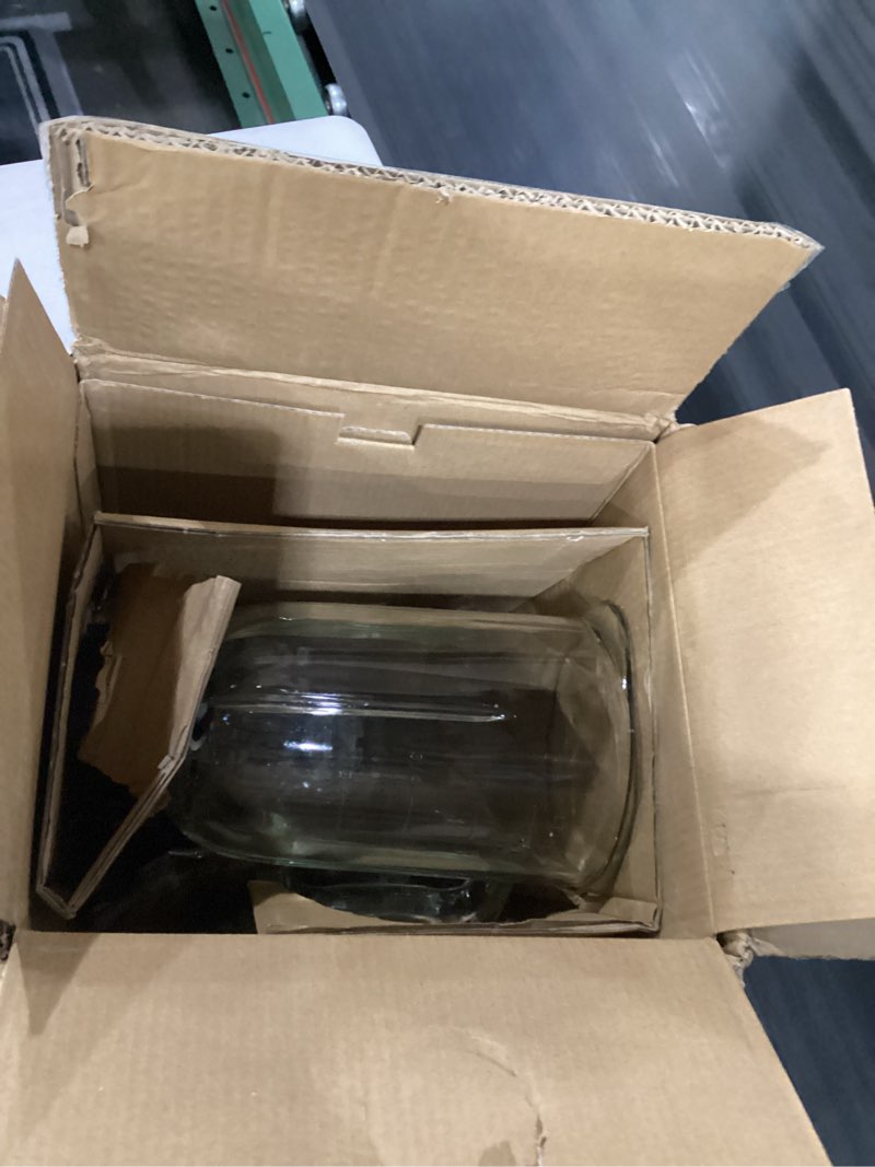 Condition photo showing As Is for 10 speed blender