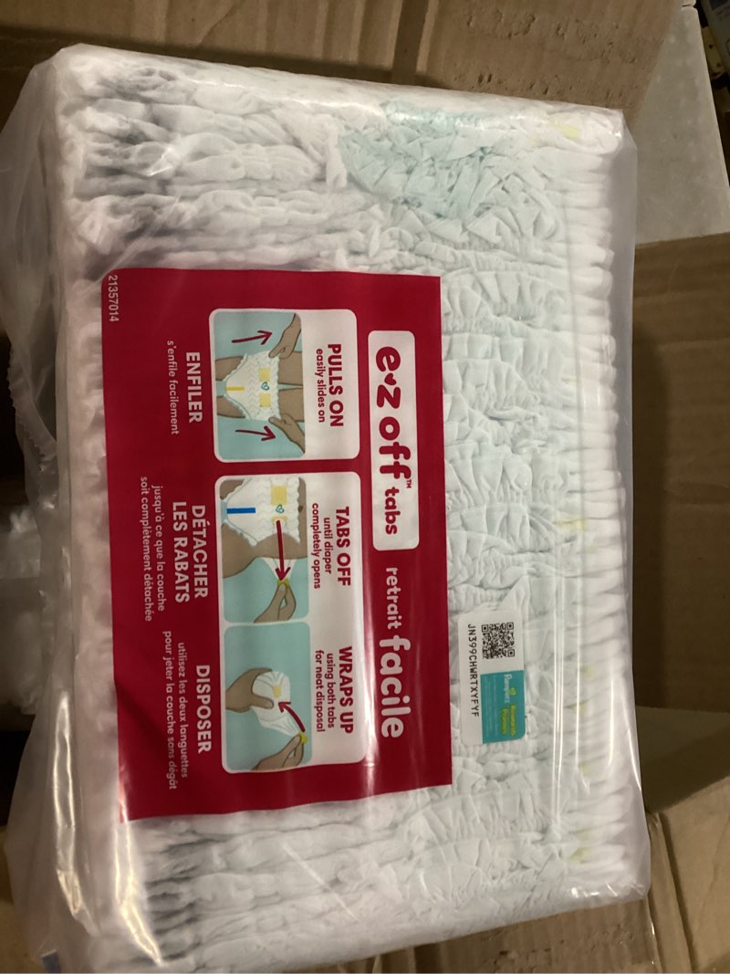Condition photo showing New/Like New for pampers diapers - swaddlers 360° - size 3, 70 count, up to 100% leakproof comfy dry fit, designed for easy changes, pull on baby diaper (packaging may vary) size 3 70