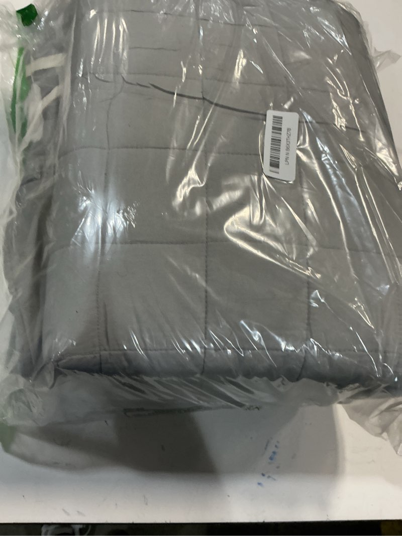 Condition photo showing As Is for evergracehome 100% cotton box stitch quilt bedding set king size 3 pieces, garment-washed lightweight soft cozy coverlet, oversized quilted bedspread sets with 2 shams for all season, fog gray | box stitch design, 100% cotton, soft, oversized, pre washed, oeko-tex certified king (108” x 96”) fog gray