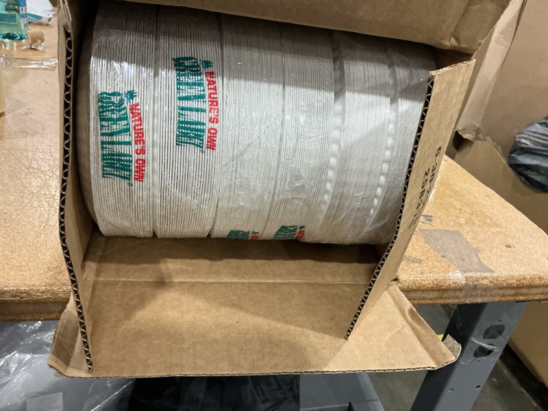 Condition photo showing New/Like New for ajm packaging pp9grewh 9\" white paper plates green label (12 packs of 100)