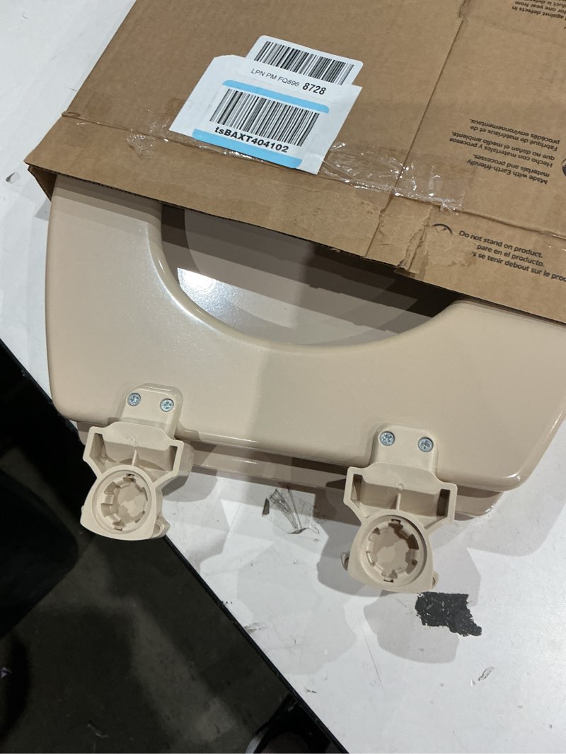 Condition photo showing Good Condition for bemis 500ec 068 molded wood round toilet seat with easy clean and change hinge, 1 pack, fawn beige