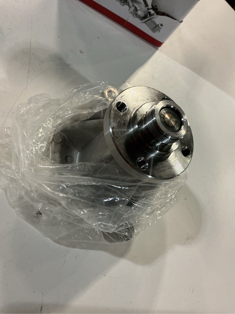 Condition photo showing Good Condition for gates 43504 premium engine water pump