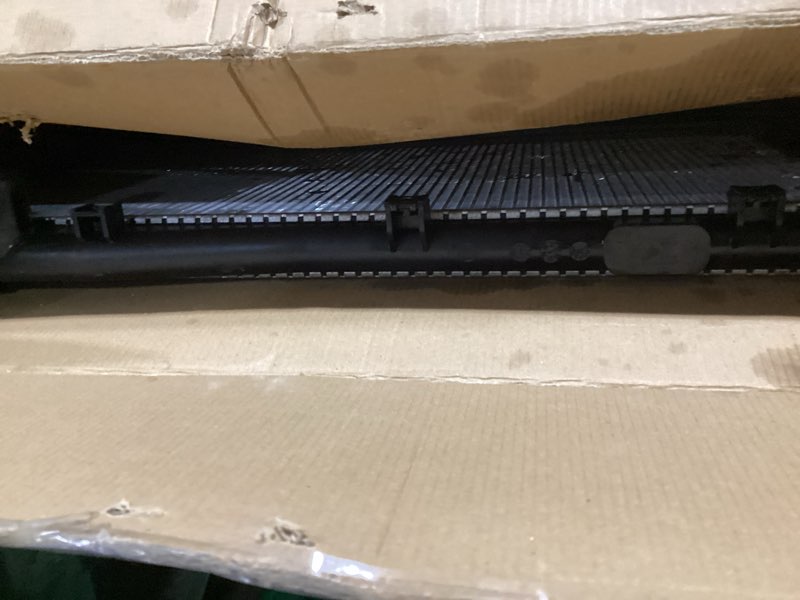 Condition photo showing As Is for csf 2800 radiator
