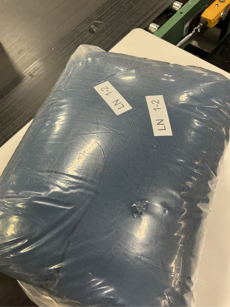 Condition photo showing New/Like New for hearth & harbor extra deep pocket queen sheets sets - fits mattress 18-24 inches deep - extra deep pocket sheets - 6 piece queen size - navy blue navy blue queen