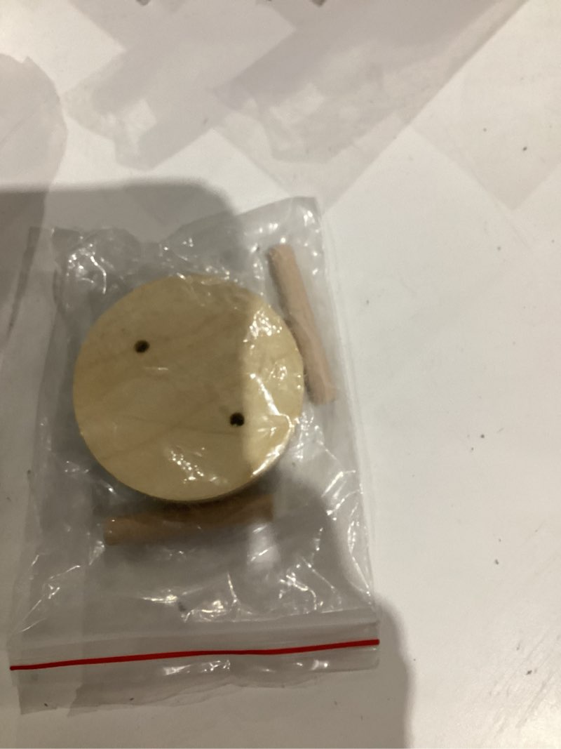 Condition photo showing Good Condition for Loog Guitar Wall Hanger