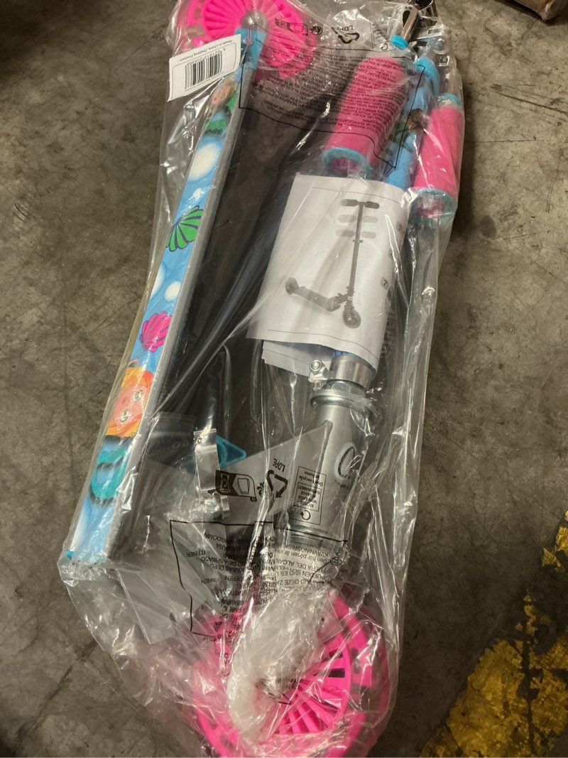 Condition photo showing Good Condition for ozbozz ozzbozz mermaid folding scooter with flashing wheels