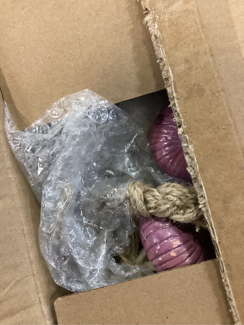 Condition photo showing Good Condition for gresorth 2 pcs artificial ceramics garlic string fake vegetable hanging rope decoration lifelike faux onion display for photography prop windowsills restaurant