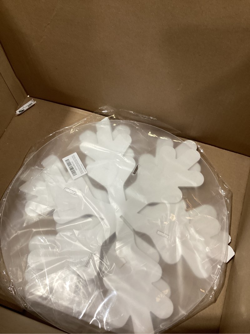 Condition photo showing Good Condition for Whaline 15.7 in Christmas Snowflake Cake Stand White Winter Snowflake Acrylic Dessert Display Holder Tray for Xmas Holiday Birthday Party Decoration