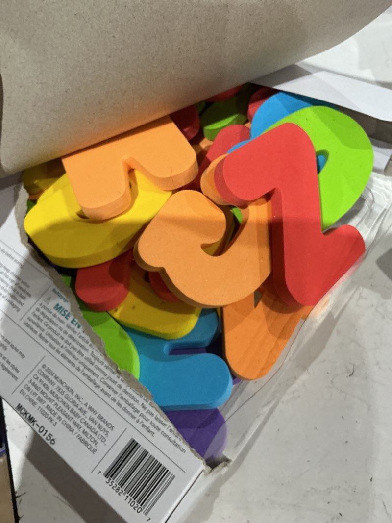Condition photo showing Good Condition for munchkin bath letters and numbers - 36ct bath toy set