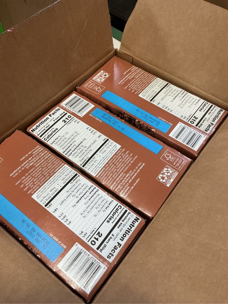 Condition photo showing New/Like New for (best by 06/jan/2027)kind breakfast protein dark chocolate cocoa, 8g protein, gluten free, 36 count