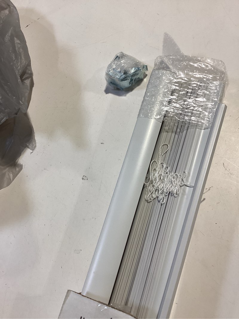Condition photo showing Good Condition for project source light filtering 1-in slat width 30-in x 64-in cordless white vinyl light filtering mini-blinds