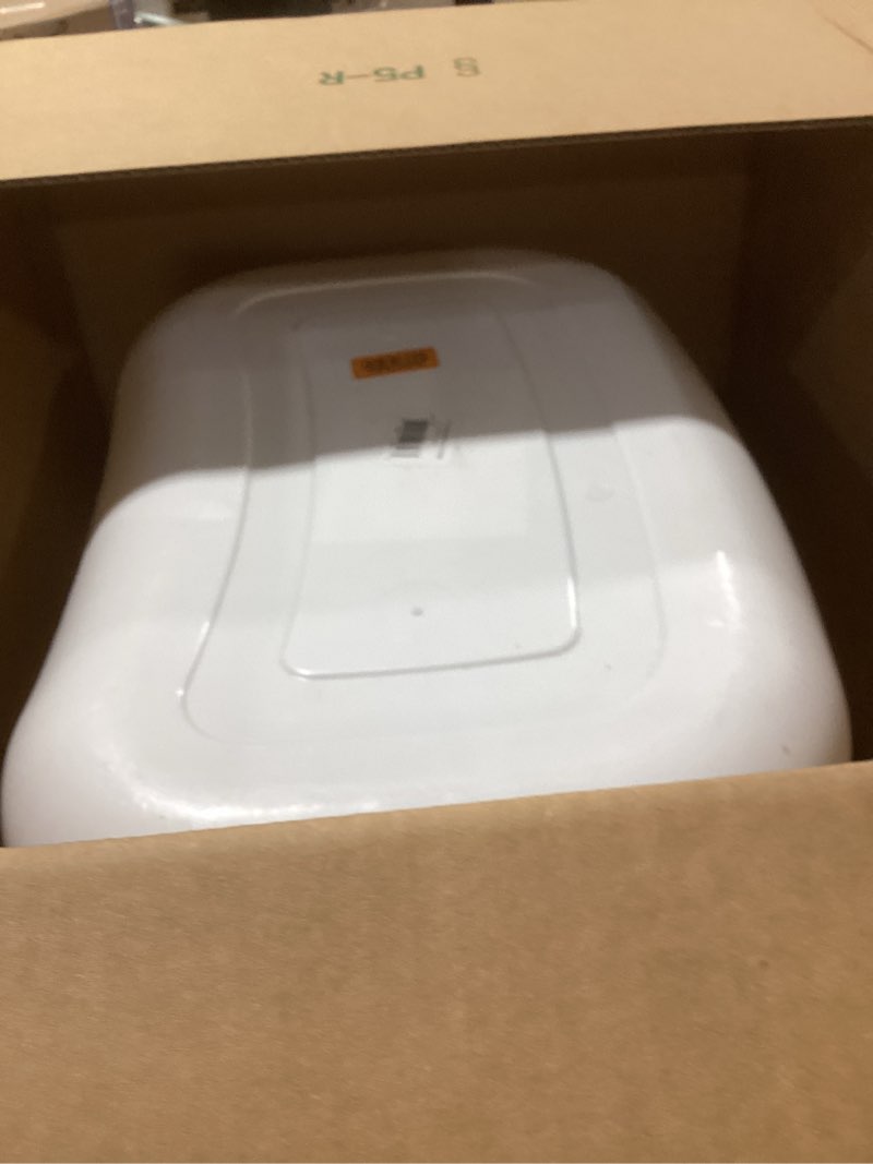 Condition photo showing Good Condition for rubbermaid laundry basket xl hip-hugger basket 2.1-bushel white laundry storage/bathroom/bedroom/home closet 2.1 bushel xl hip-hugger basket