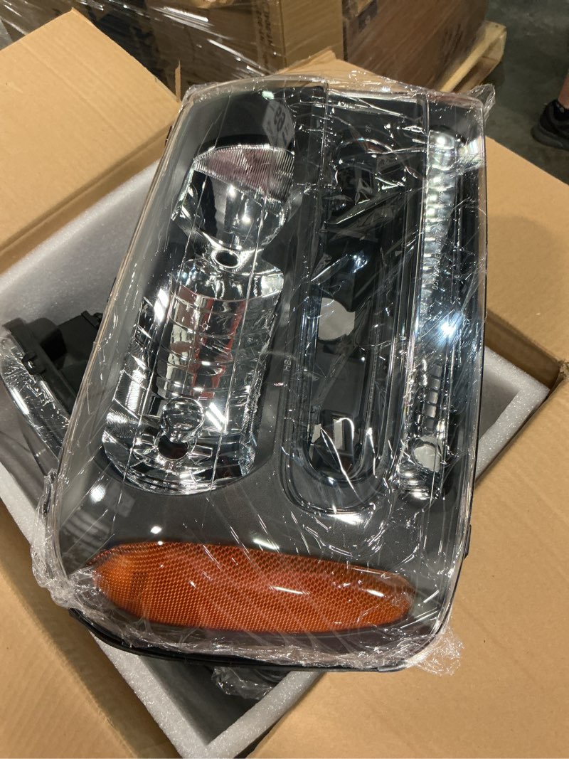 Condition photo showing New/Like New for torchbeam headlight assembly compatible with chevy 2002-2009 trailblazer oe headlamp replacement for 2002-2006 trailblazer ext black housing amber reflector passenger and driver side black-amber/for trailblazer 2002-2009