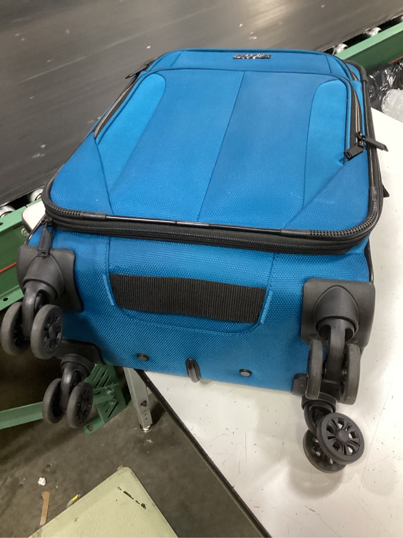 Condition photo showing Good Condition for american tourister phenom softside large checked spinner suitcase - blue: 4-wheel travel bag
