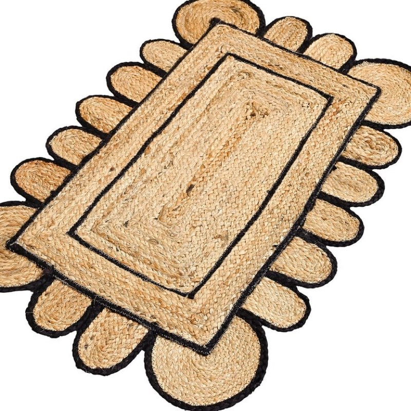 Gahilot International Black trim Jute scallop Outdoor Doormat, 17" x 30