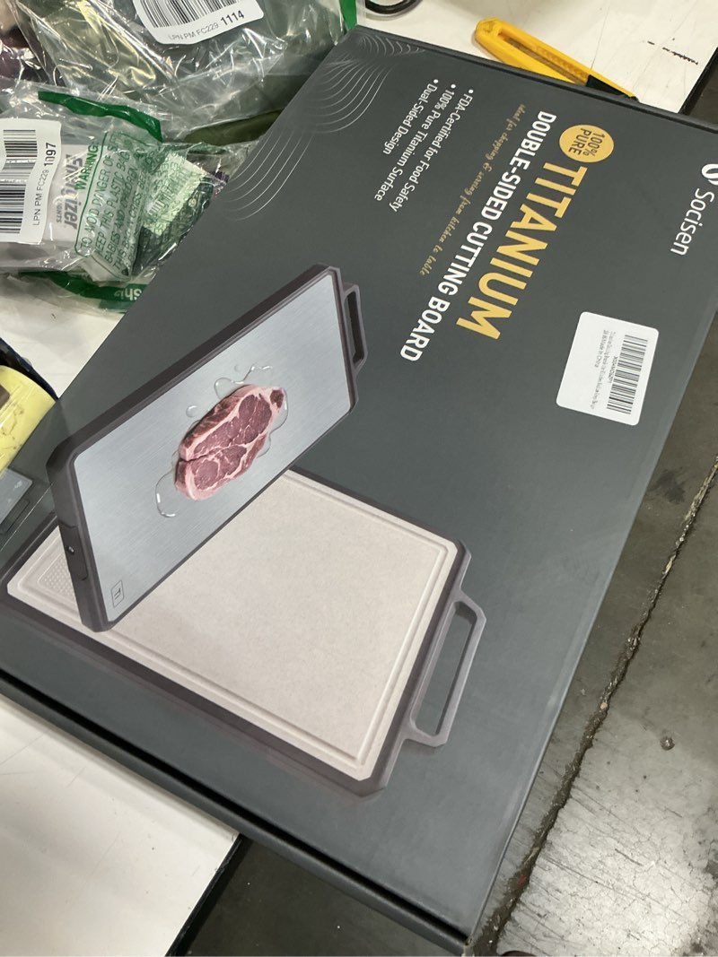 Condition photo showing New/Like New for Titanium Cutting Boards for Kitchen Non Toxic Chopping Board with Handle Large Big Small Kitchen Meat Butcher Block 2 in 1 Pure Titanium and Wheat Straw PP Not Wood Bamboo Plastic Teak Grey/Beige 1pc: 17.1"L × 10.8"W Grey/Beige