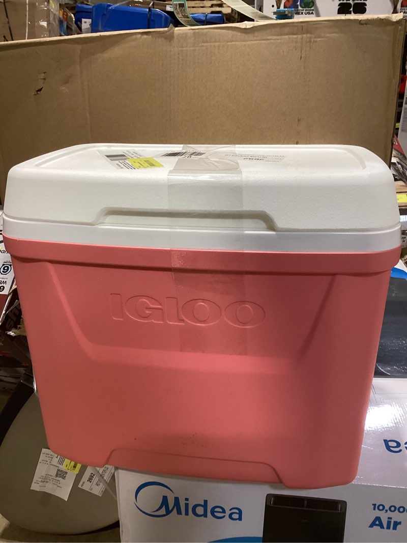 Condition photo showing As Is for igloo small cooler, 9 quart laguna ice chest, 13 can capacity, pink
