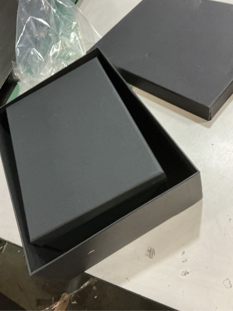 Condition photo showing Good Condition for Black Gift Box Set (6 Sizes), Gift Boxes with Lids for Presents, Pre-Wrapped Boxes for Gifts, Sturdy Gift Wrap Box for Valentine's Day, Anniversaries, Birthdays, Weddings,Festivals or Special Celebration