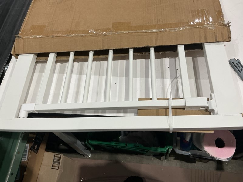 Condition photo showing Good Condition for babelio 26-28.5 inch narrow easy install baby gate, 30 inch tall auto-close metal pet gate for small stairs and doorways, no drilling pressure mounted, no extensions, white white 30" high, 26-28.5" wide