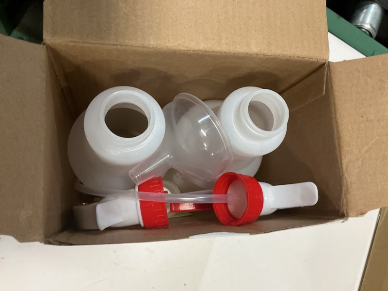 Condition photo showing Good Condition for johnbee empty spray bottles (16oz/2pack) - adjustable spray bottles for cleaning solutions - no leak and clog - hdpe spray bottle for plants, pet, vinegar, bbq, and rubbing alcohol 16 oz/2 pack